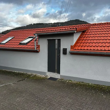 Apartment Max